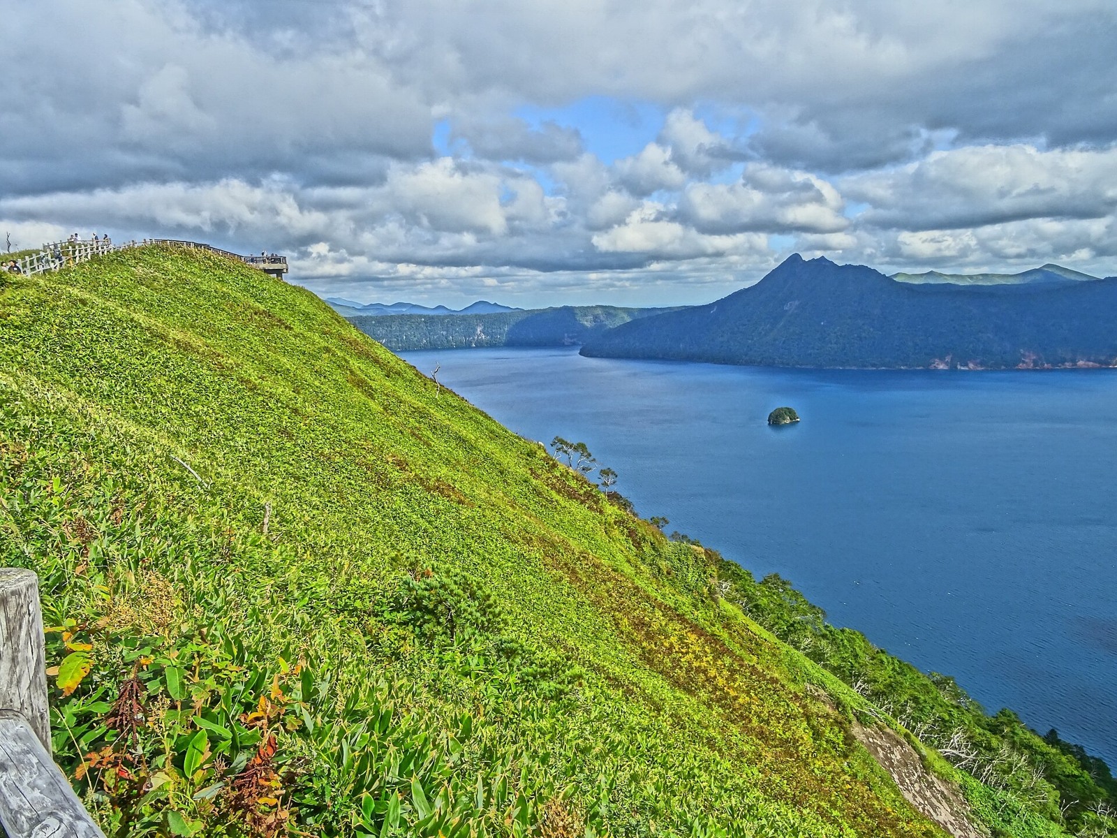 Lake Mashu seen from a viewpoint in September.