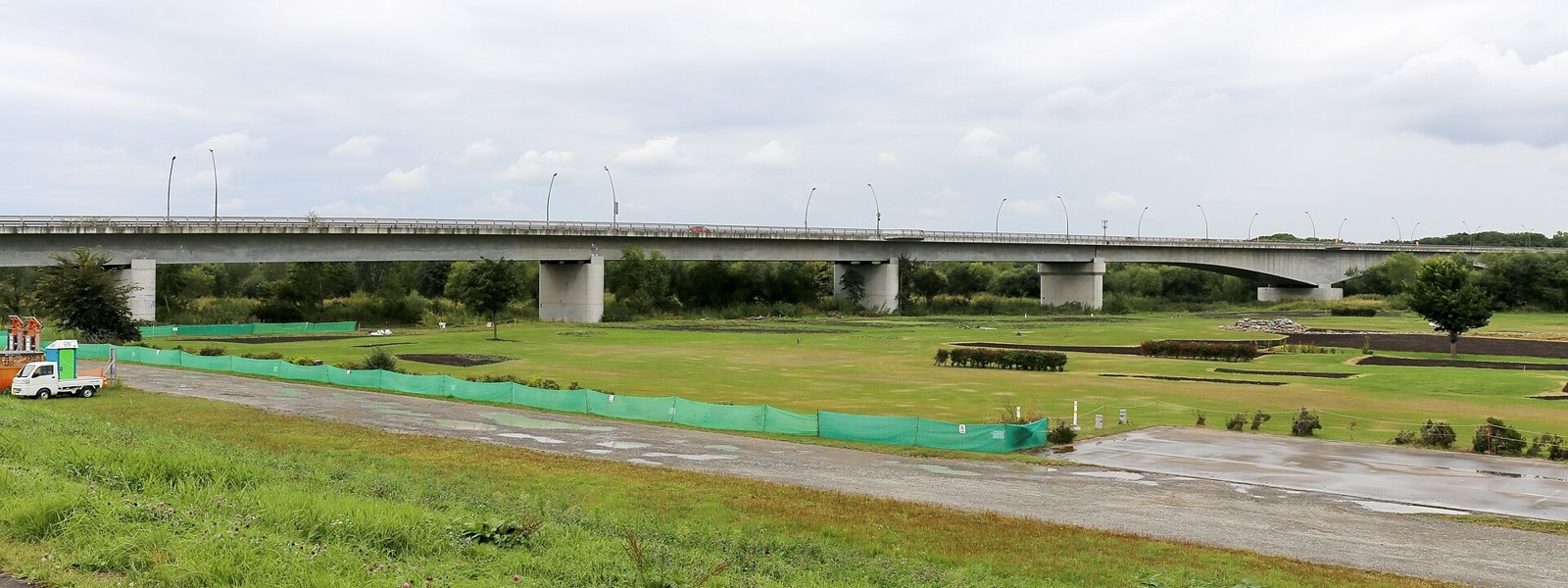 Suzuran Bridge over the Tokachi River.