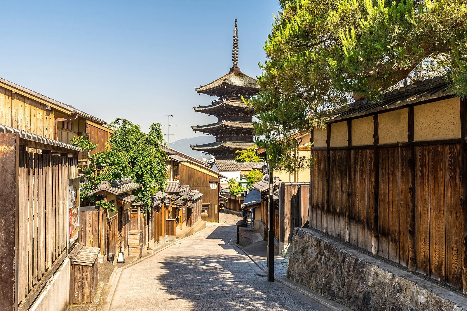 Yasaka Pagoda above the historic lanes of Higashiyama.