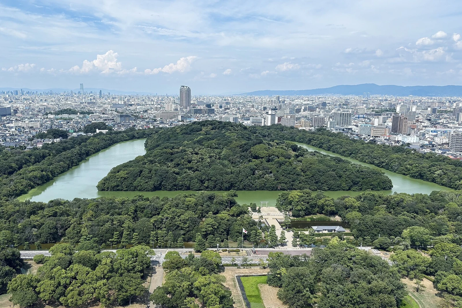 The Nintoku-tenno-ryo Kofun seen from a balloon in August 2026; not a ground-level view.