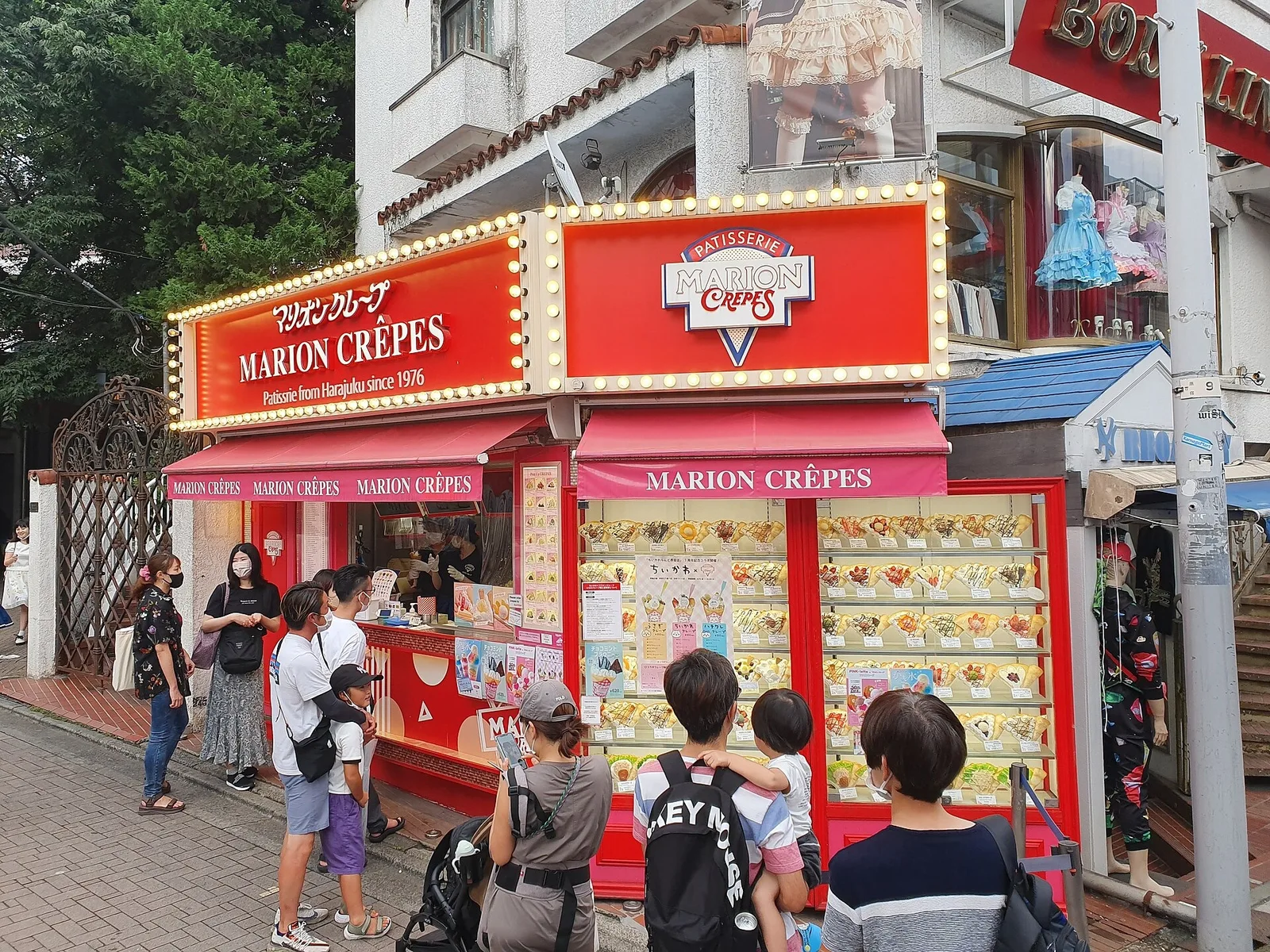 A crepe shop on Takeshita Street in Harajuku.